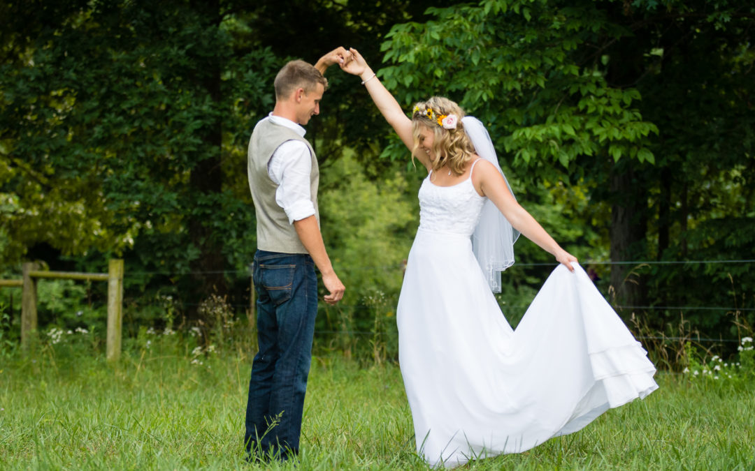 Southern Country Wedding | Sebree, Kentucky